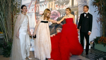 Photo: ${params.title}