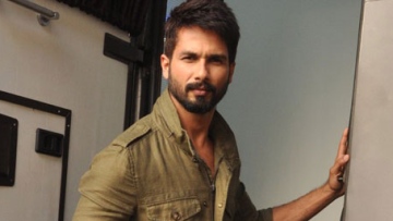 Photo: ${params.title}