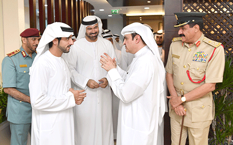 Sheikh Hamdan unveiled the six star rating plaque awarded to Dubai Business Club (DBC), located in Dubai’s Department of Economic Development (DED). Present at the unveiling were Mohammad Abdullah Al Gergawi, Minister of Cabinet Affairs and the Future, Sami Dhaen Al Qamzi, director-general of DED, and a number of officials.(Wam)