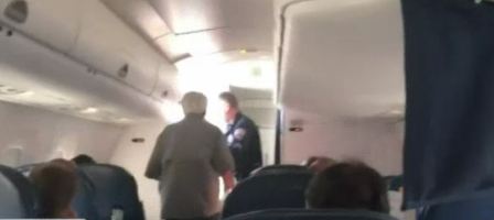 Unruly passenger leads to emergency landing - News - Emirates24|7