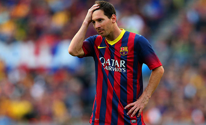 Lionel Messi of FC Barcelona looks dejected during the La Liga match between FC Barcelona and Club Atletico de Madrid at Camp Nou on May 17, 2014 in Barcelona, Spain. (Getty Images)