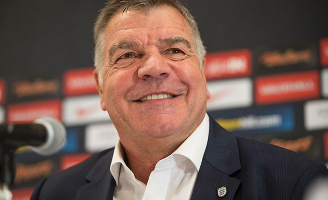New England football team manager Sam Allardyce answers questions during a press conference at St George's Park, near Burton-on-Trent, central England, on July 25, 2016.  (AFP)