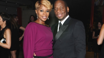 Photo: ${params.title}