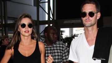 Photo: ${params.title}