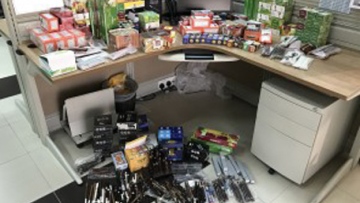 Photo: ${params.title}