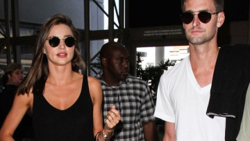 Photo: ${params.title}