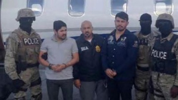 Photo: ${params.title}