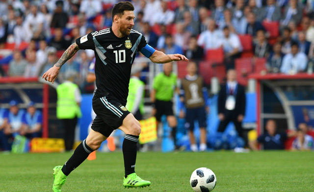 Messi misses penalty, Iceland holds Argentina to 1-1 draw