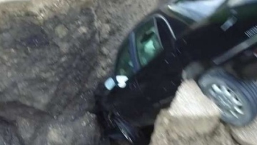 Photo: ${params.title}