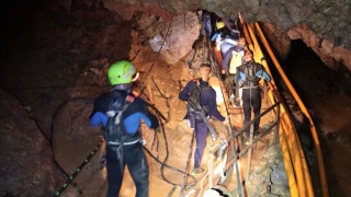 Photo: Brit diver tells of 'massive relief' at unprecedented Thai cave rescue