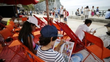 Photo: ${params.title}