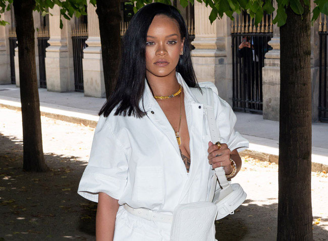 Rihanna splashes $415k a month on new seafront mansion - Entertainment ...