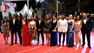 Photo: ${params.title}