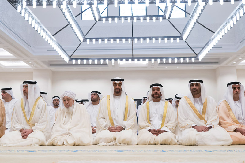 Mohamed bin Zayed performs Eid Al Fitr Prayer - Emirates247