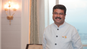 Photo: ${params.title}