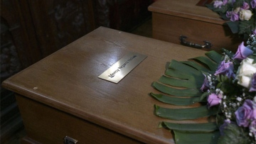 Photo: ${params.title}