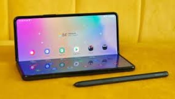 Photo: AD: How the Latest New Phones are Stacking Up in 2022