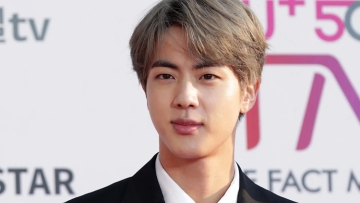 Photo: BTS' Jin Completes Military Basic Training