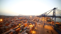 Photo: DP World wins bid for development of a mega-container terminal at India’s Deendayal Port