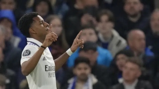 Photo: Real Madrid sails into Champions League SF, Chelsea adrift