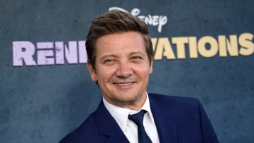 Photo: Actor Jeremy Renner wants tax credits for film projects in northern Nevada, but he may have to wait
