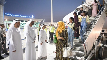 Photo: UAE receives 180 people from Sudan arriving on evacuation plane