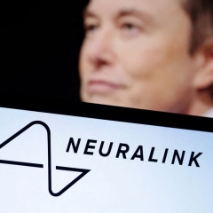 Photo: Musk's Neuralink valued at about $5 bln despite long road to market