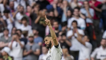 Photo: Karim Benzema becomes the Saudi league’s latest star after signing with Al-Ittihad