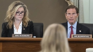 Photo: Senators call on TikTok CEO to explain ‘inaccurate’ statements about how company manages US data