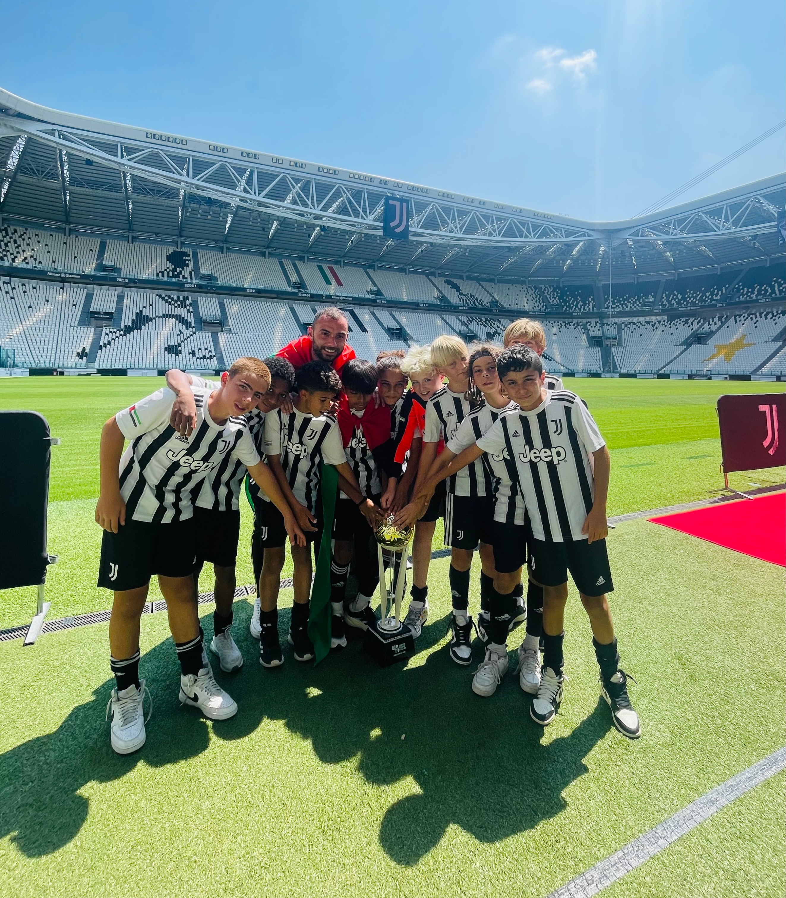 Dubái triunfa en el Mundial de la Juventus Academy