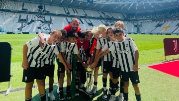 Photo: ${params.title}