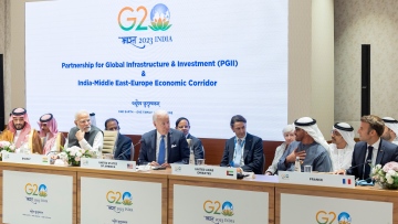 Photo: ${params.title}