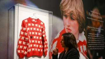 Photo: A famous jacket worn by the late Princess Diana sold for over $1 million