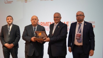 Photo: ${params.title}