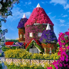 Photo: Dubai Miracle Garden blooms anew in its 12th Season with dazzling floral displays