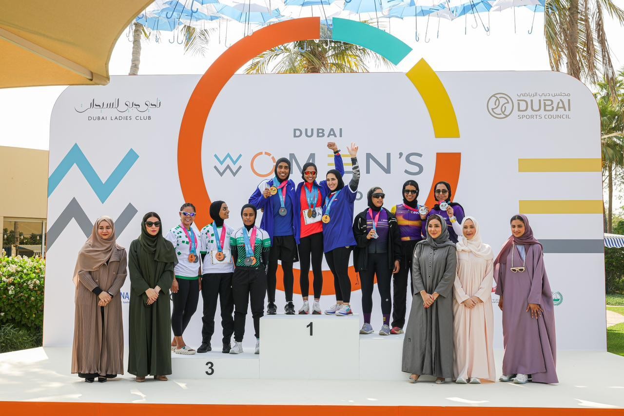 تمكين المرأة من خلال الرياضة: ترايثلون دبي للسيدات 2023