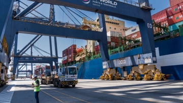 Photo: DP World, APM Terminals spearhead roadmap for accelerating electrification of port operations