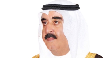 Photo: Ruler of Umm Al Qaiwain checks on condition of Emirati nationals injured in Prague shooting