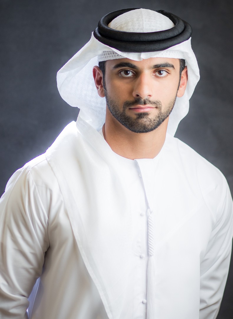 منصور بن محمد يرحب بالمشاركين في مؤتمر دبي الرياضي الدولي وحفل “دبي جلوب سوكر”.
