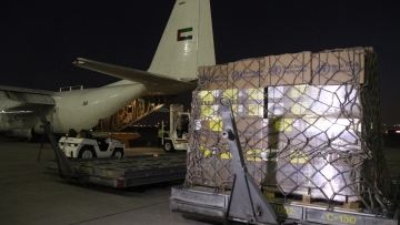 Photo: Mohammed bin Rashid orders additional dispatch of critical humanitarian supplies to Gaza through relief airbridge