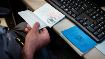 Photo: ${params.title}