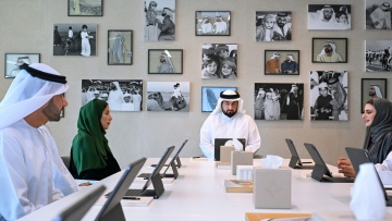 Photo: Ahmed bin Mohammed chairs Dubai Media Council meeting, discusses need for policies to keep sector future-ready