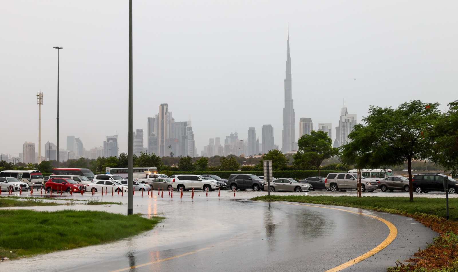 Photo: Latest updates for the weather condition in the UAE from Today until Wednesday 17th April 2024
