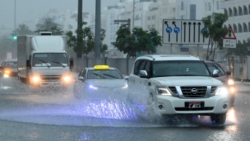 Photo: UAE announces end of weather fluctuations, efforts continue to complete recovery phase