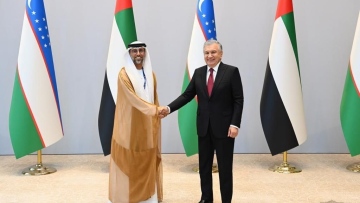Photo: President of Uzbekistan receives Suhail Al Mazrouei, highlights thriving bilateral economic ties