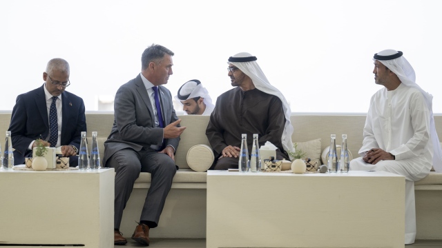 Photo: UAE President receives Australian Minister for Defence, Albanian Minister of Interior