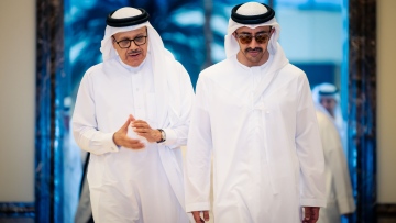 Photo: Abdullah bin Zayed receives Bahraini FM