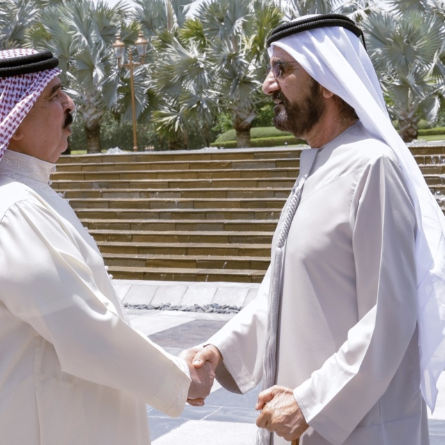 Photo: Mohammed bin Rashid meets with King of Bahrain in Abu Dhabi