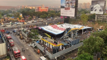 Photo: Tragedy Strikes: India Billboard Collapse Claims 12 Lives, Leaves 60 Injured