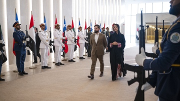 Photo: ${params.title}